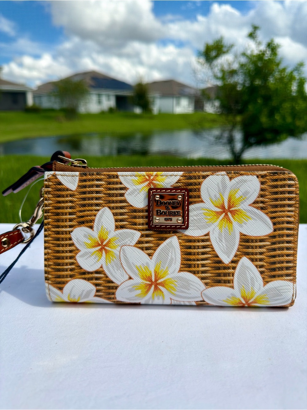 Dooney & Bourke Plumeria Large Zip Around Wristlet NWT